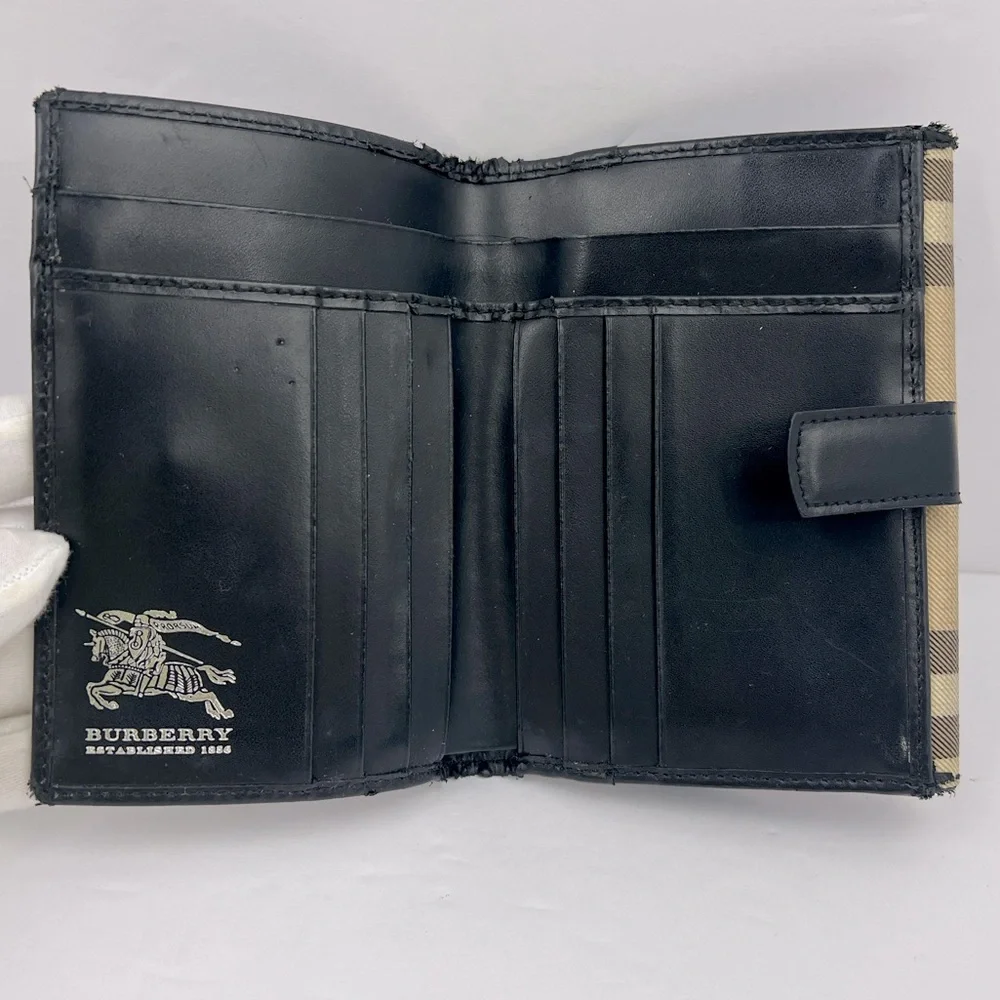 BURBERRY WOMEN’S WALLET, CLASSIC BURBERRY COLORS AND DESIGN - Picture 6 of 16